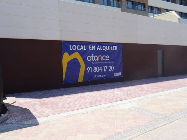 Local comercial en Venta en Primera Fase - Nuevo Tres Cantos