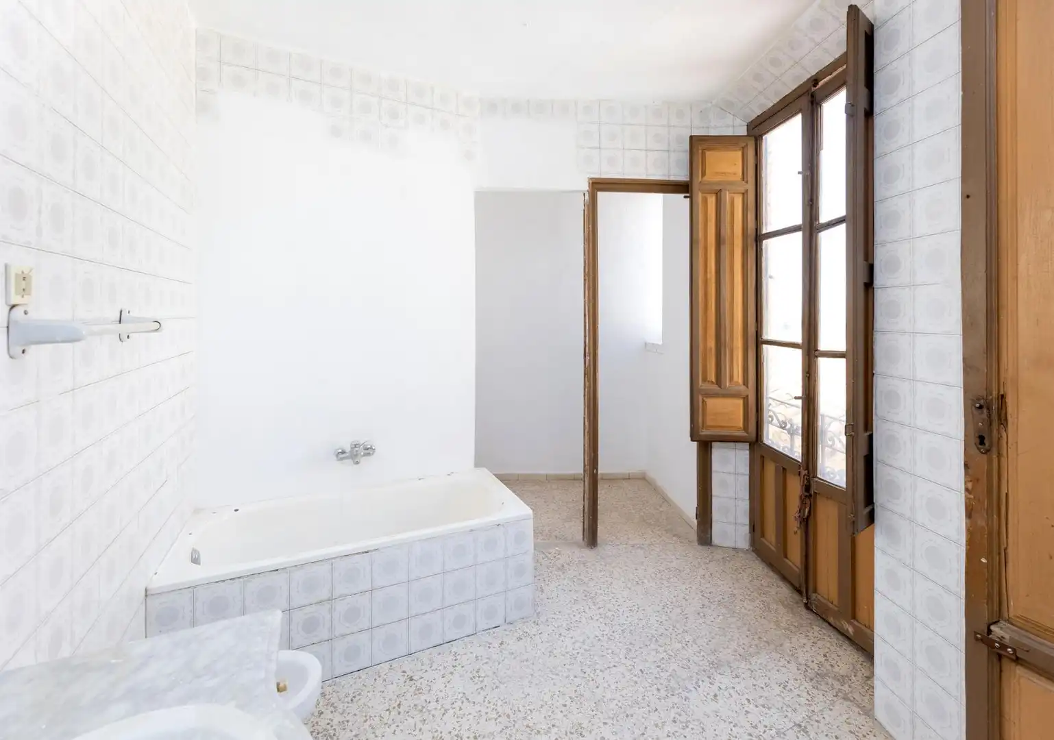 Bany de Apartament en venda en Granada
