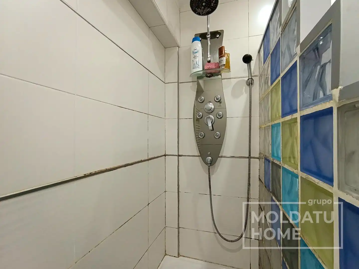 Baño de Piso en venta en Irun  con Calefacción y Amueblado