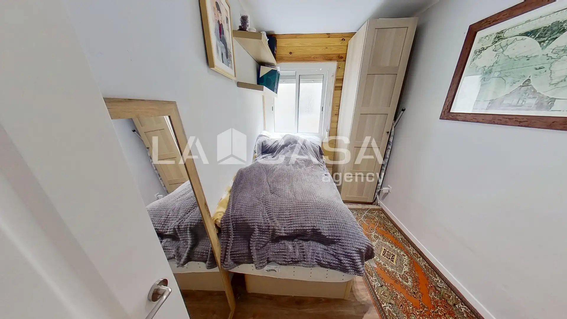 Habitación de Ático en venta en Barcelona con Terraza y Balcón