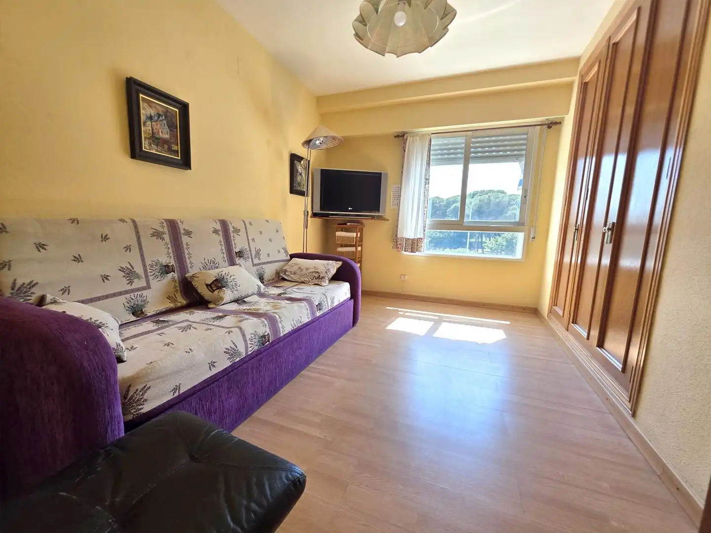 Sala de estar de Piso en venta en Castellón de la Plana / Castelló de la Plana con Calefacción, Jardín privado y Trastero