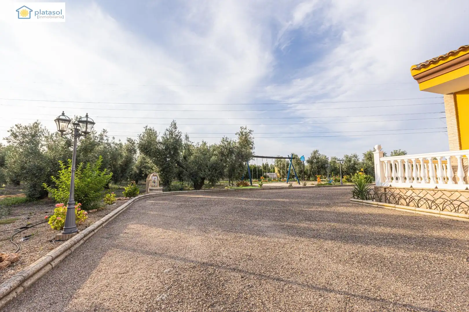 Finca rústica en venta en Chucena con Aire acondicionado, Calefacción y Jardín privado