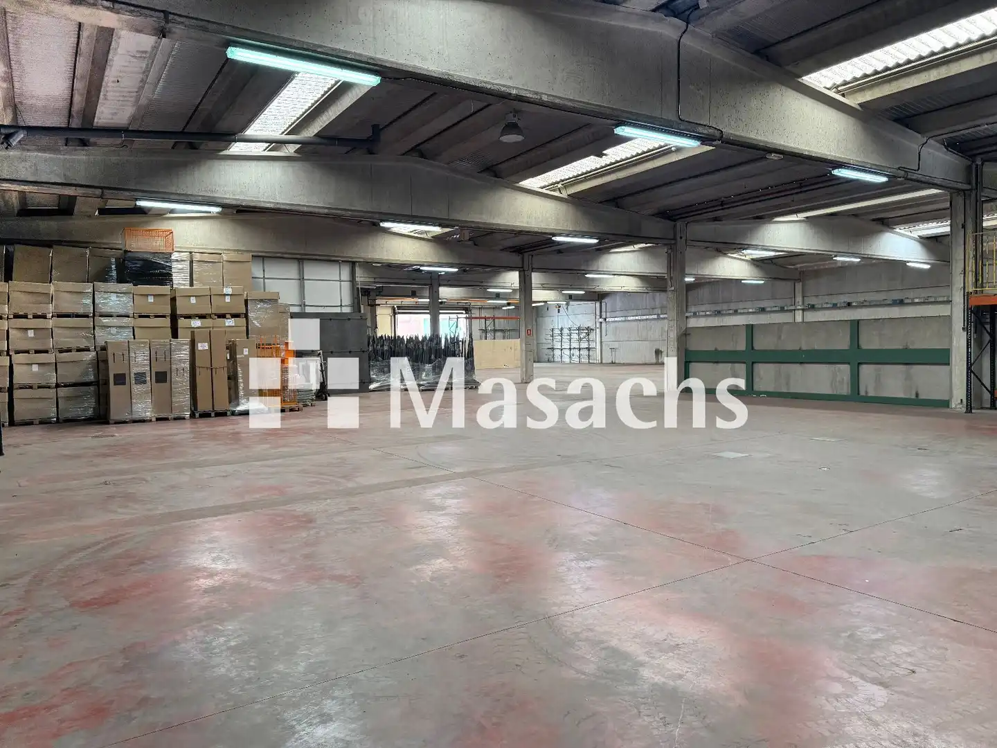 Industrial building to rent in Centre, imagen 2