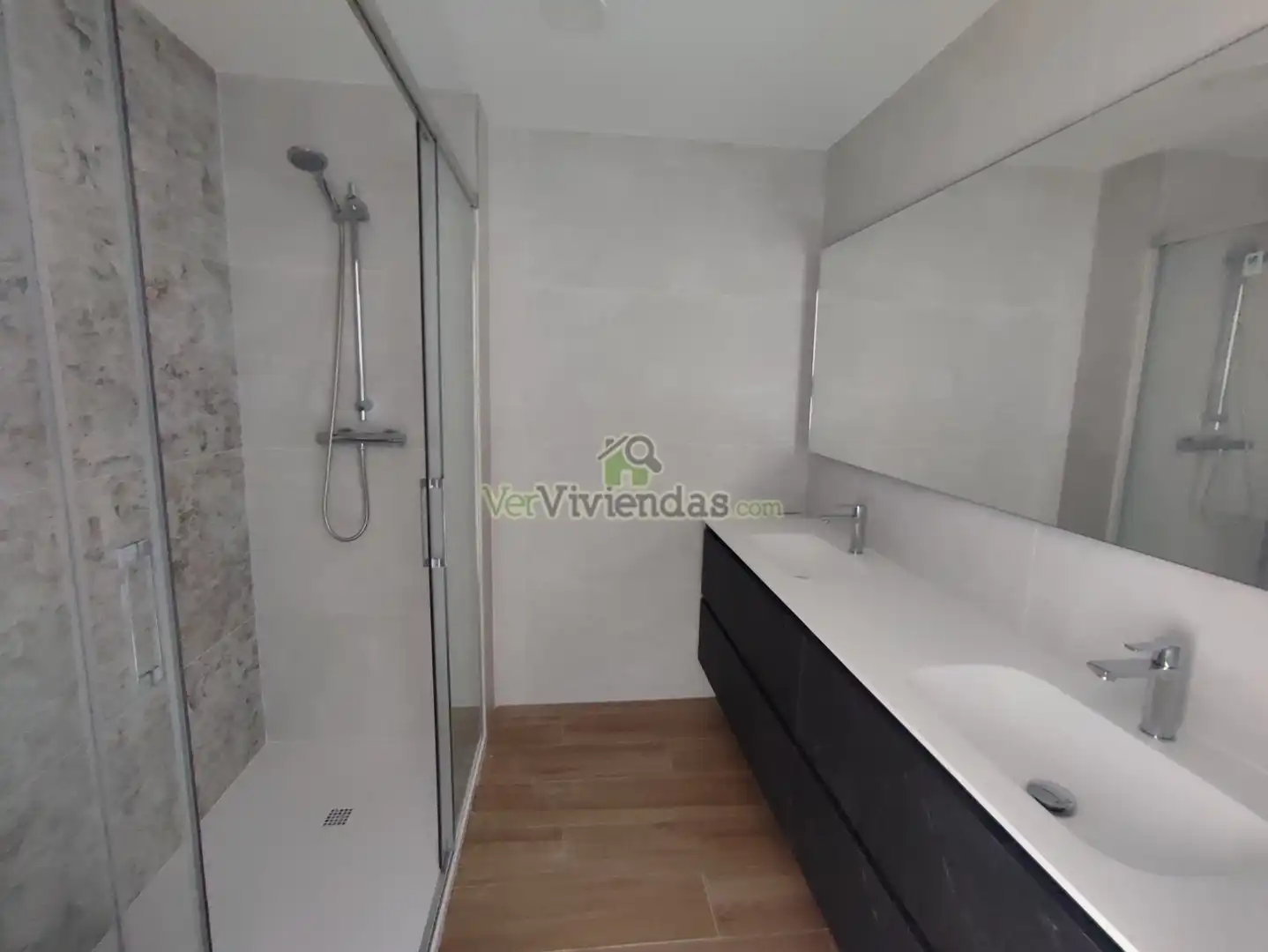 Casa o xalet en venda a Carrer Puig de Mira, 28, Sant Esteve Sesrovires