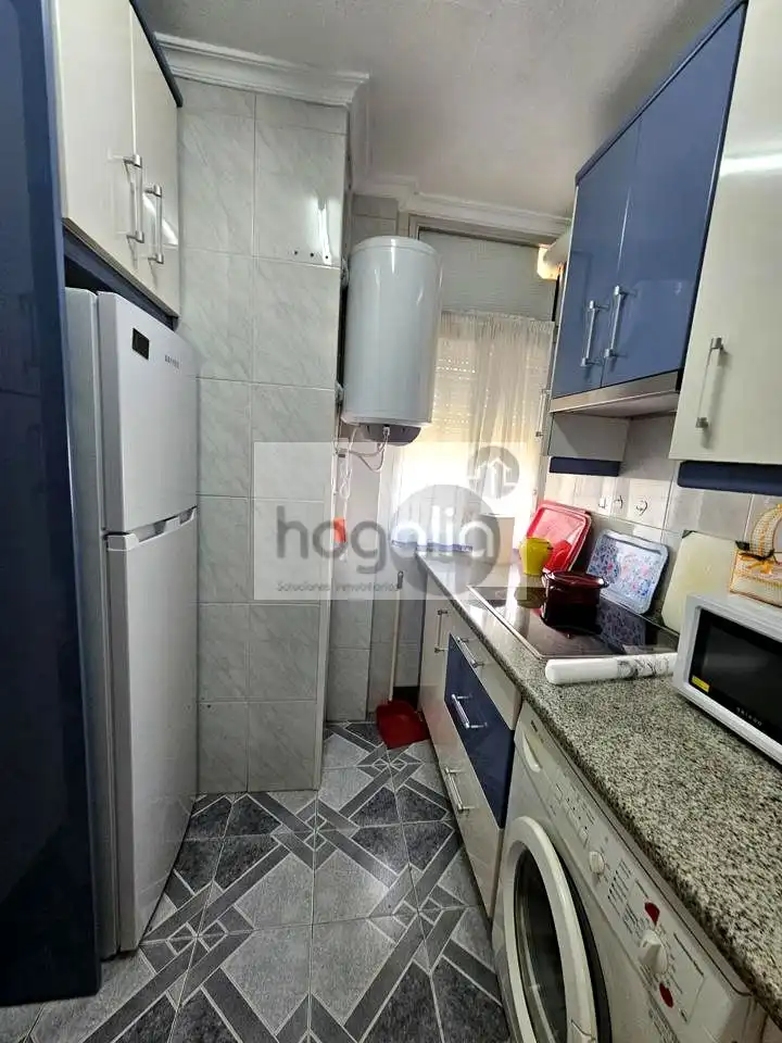 Cocina de Piso de alquiler en Sevilla con Aire acondicionado y Amueblado