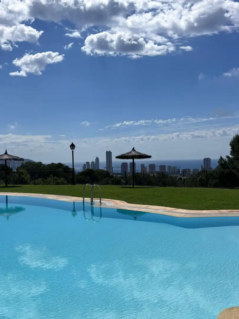 Bungalow amb piscina en venda a Golf Bahía, imagen 26