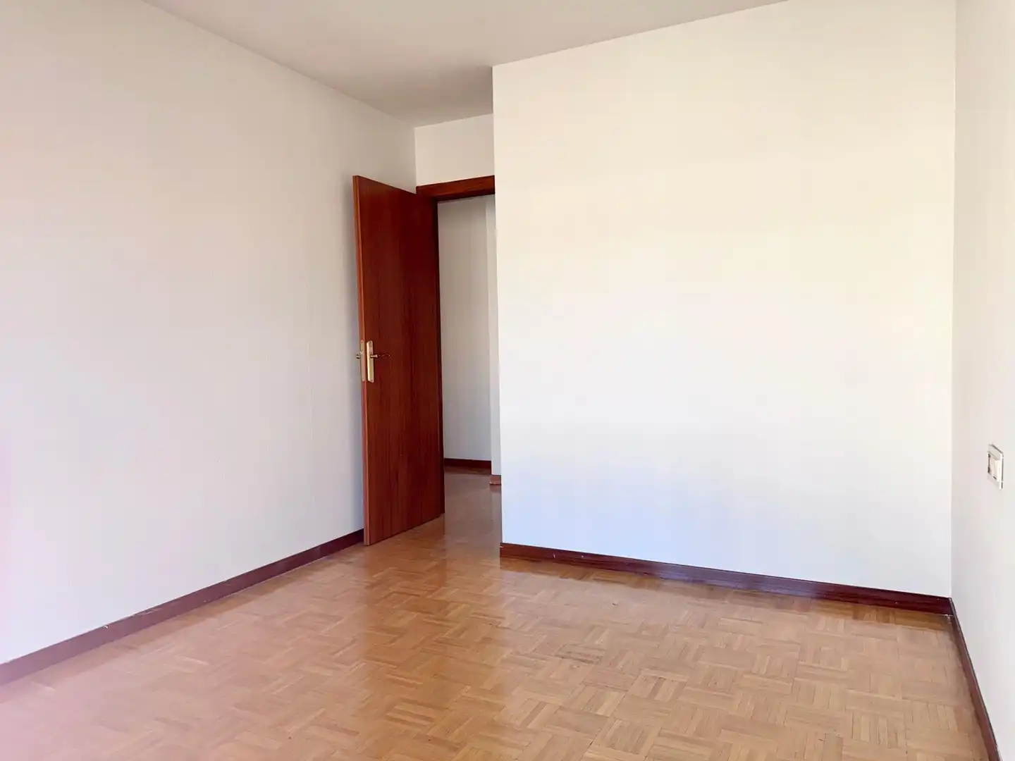 Habitación de Piso en venta en Ansoáin / Antsoain con Calefacción, Parquet y Trastero