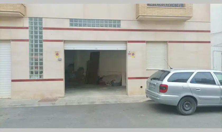 Local comercial en venda a San Isidro - Campohermoso, imagen 3