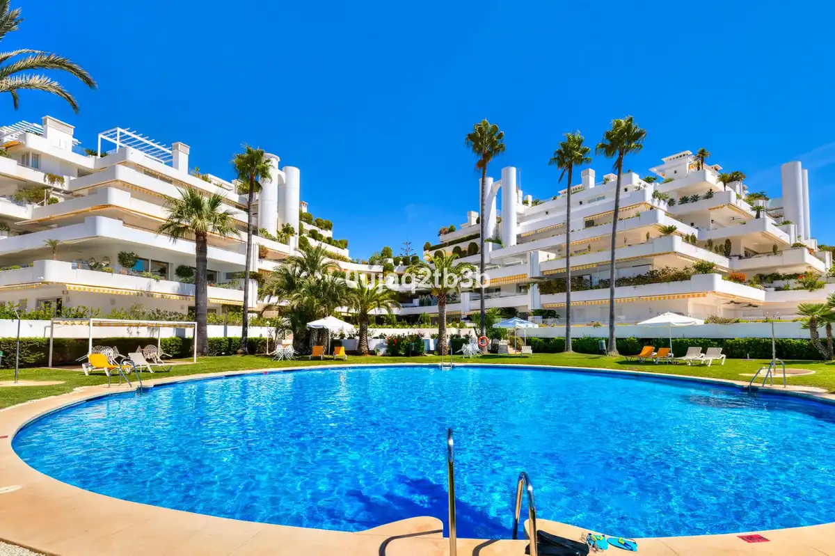 Apartament amb piscina en venda a Milla de Oro, imagen 31