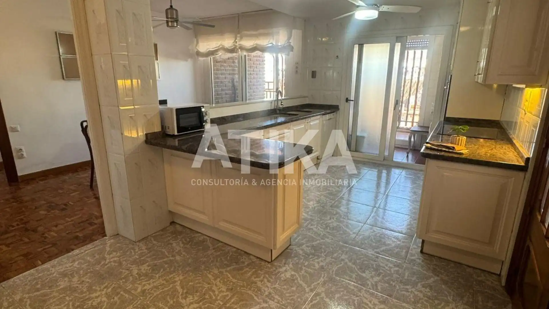 Cocina de Ático en venta en Ontinyent con Aire acondicionado, Calefacción y Parquet