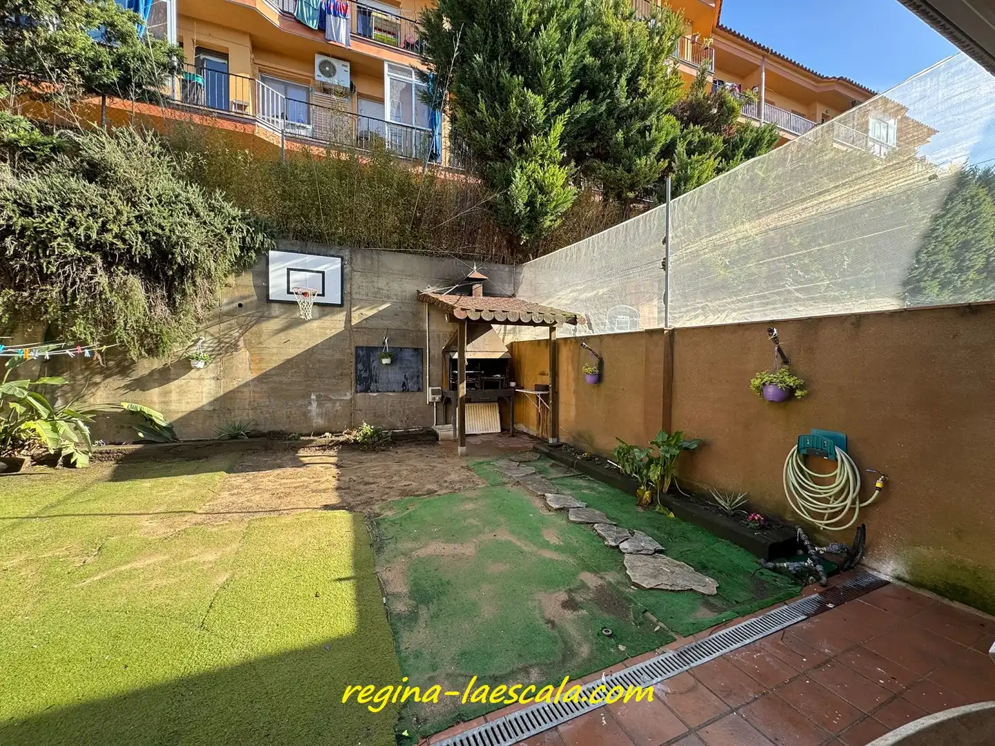 Terraced house with terrace for sale in Passatge Modigliani, imagen 10