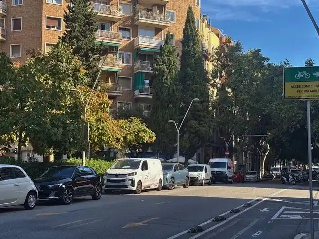 Individuel avec ascenseur à vendre à Carrer de Londres, imagen 8