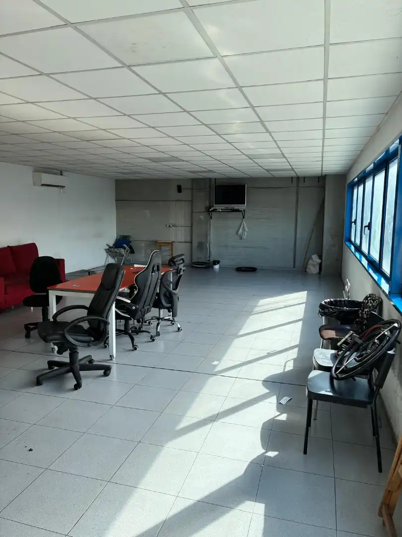 Nave industrial de alquiler en Parets del Vallès