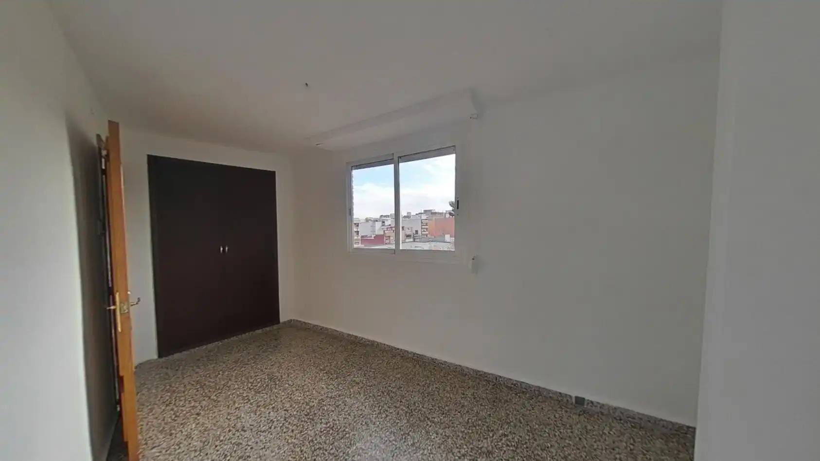 Bedroom of Flat for sale in Torrent