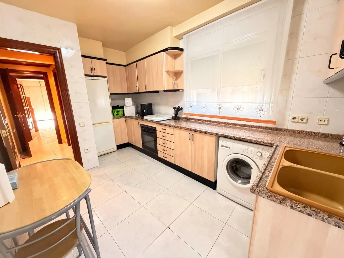 Küche von Wohnung zum Verkauf in Les Franqueses del Vallès mit Klimaanlage und Balkon