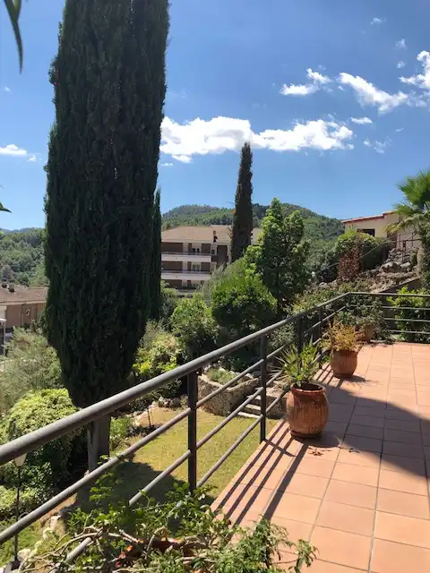 Vista exterior de Casa o xalet en venda en La Palma de Cervelló amb Aire condicionat, Calefacció i Jardí privat