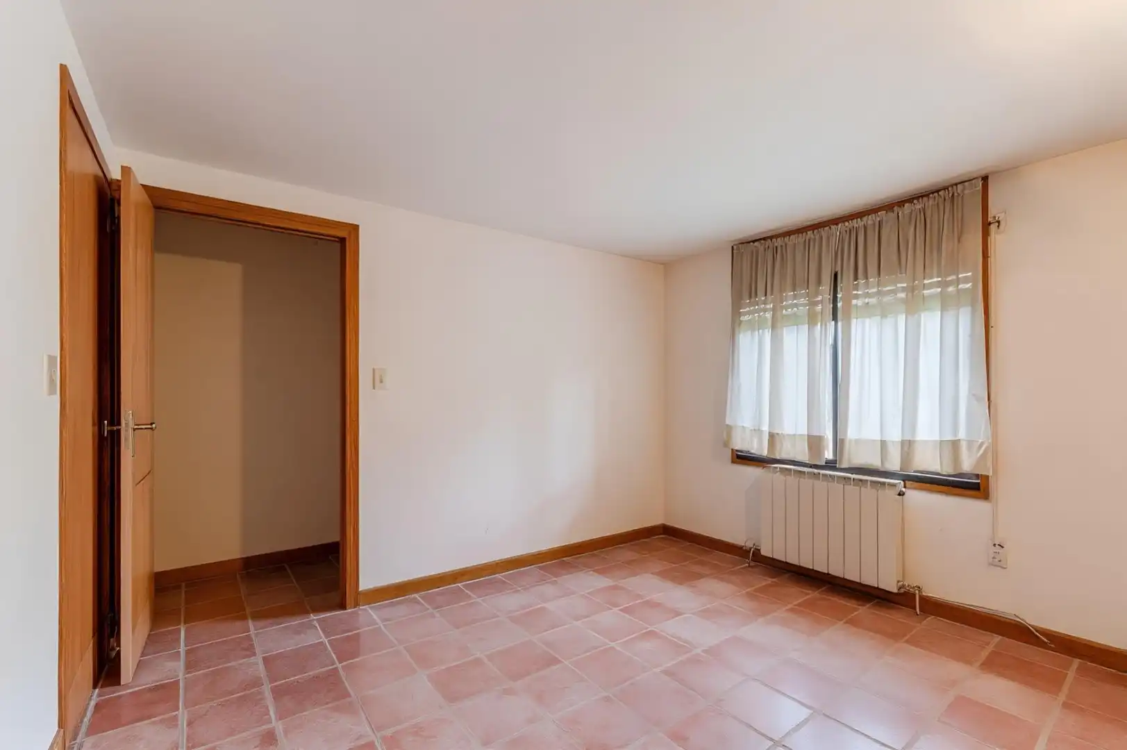 Habitación de Finca rústica en venta en Sant Hilari Sacalm con Jardín privado, Terraza y Trastero