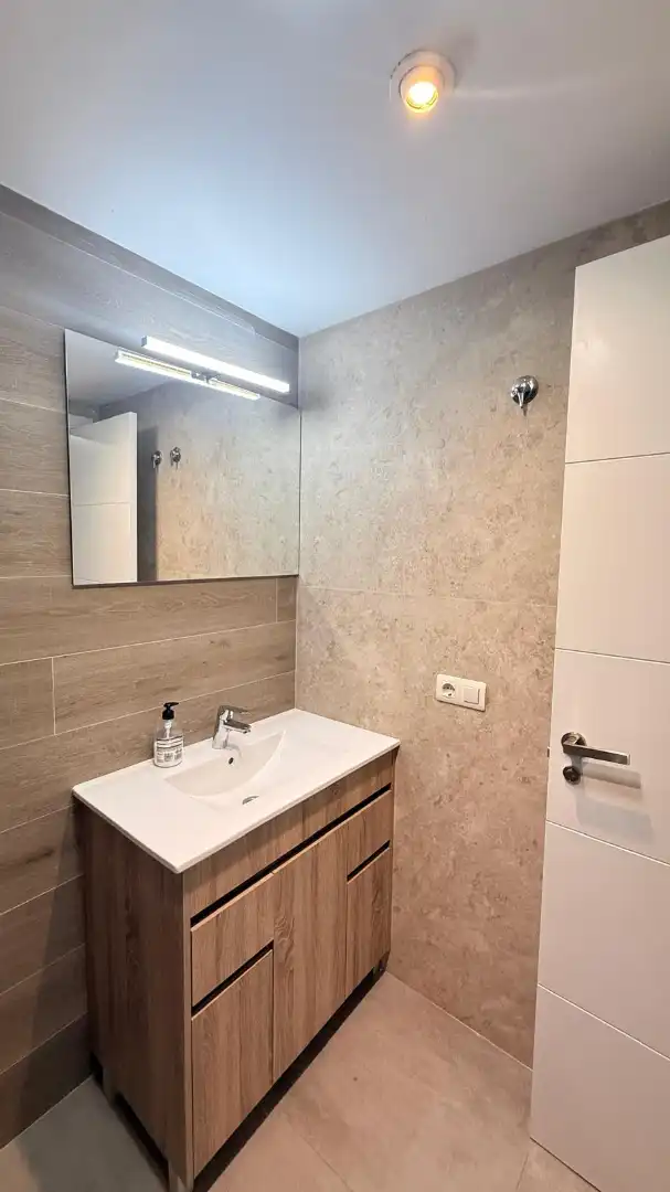 Bathroom of Flat for sale in Oropesa del Mar / Orpesa  with Air Conditioner, Heating and Terrace