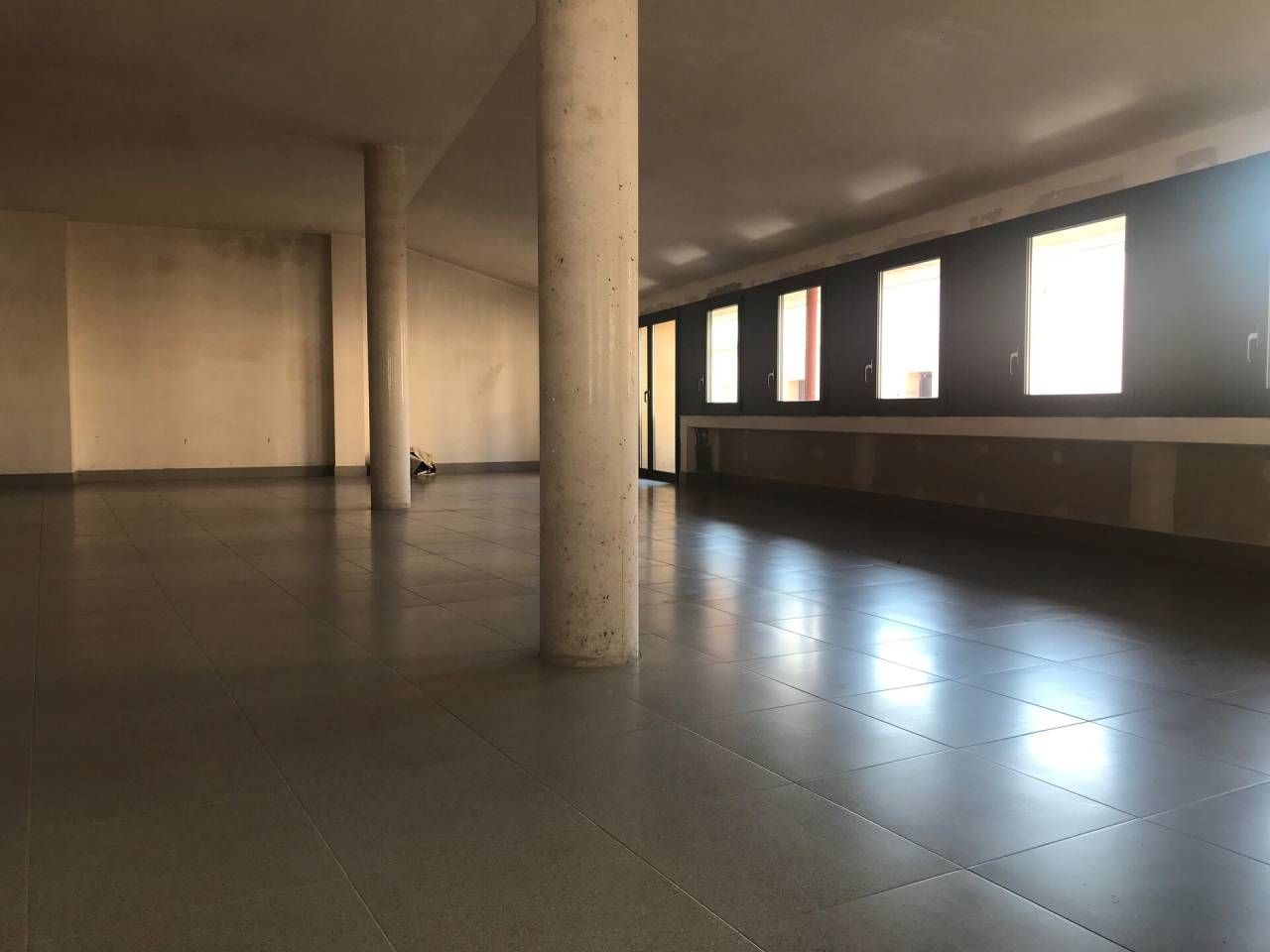 Oficina de alquiler en PONENT, 2