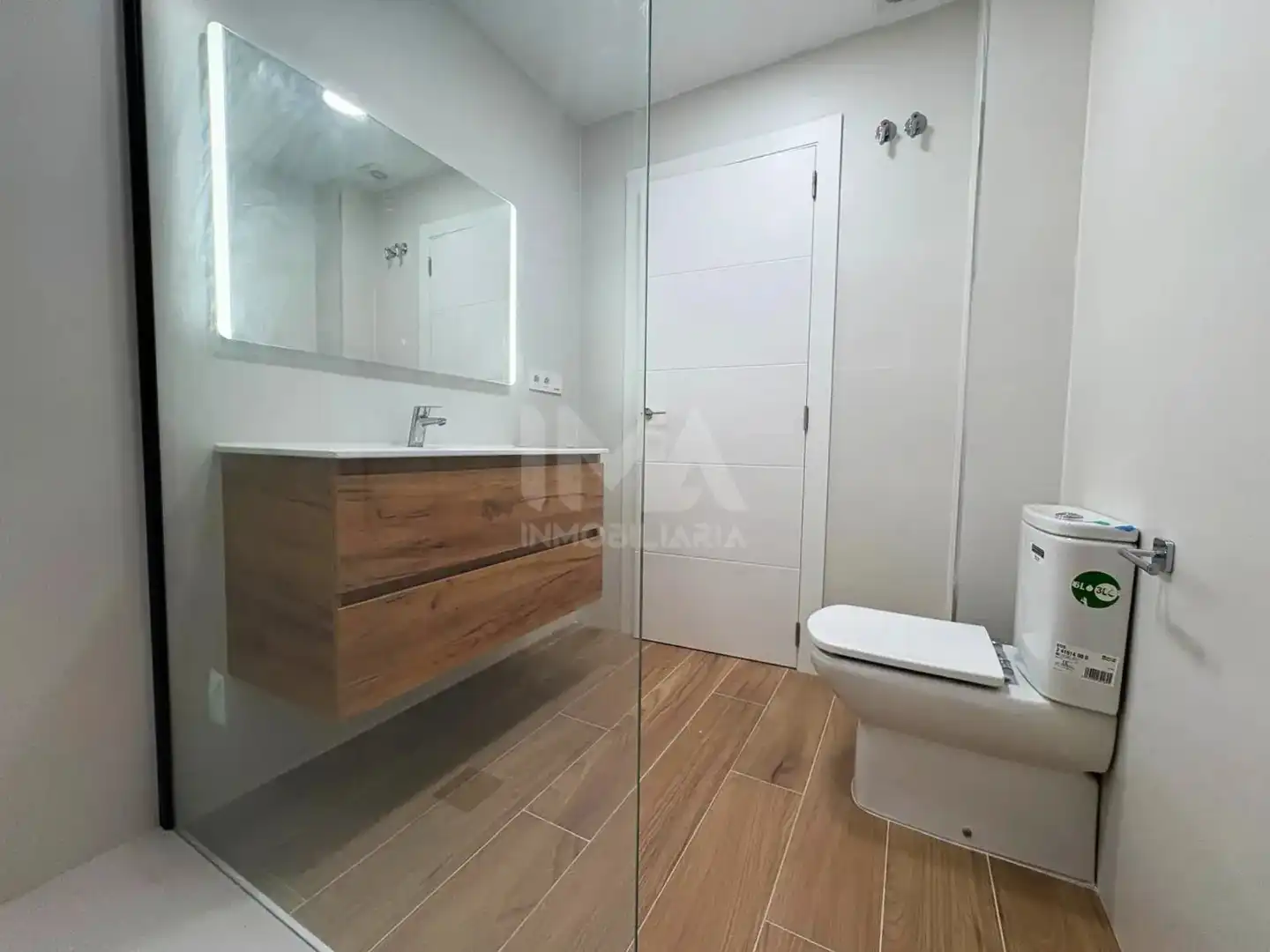 Bathroom of Detached homes for rent in L'Eliana  with Air Conditioner, Heating and Parquet flooring