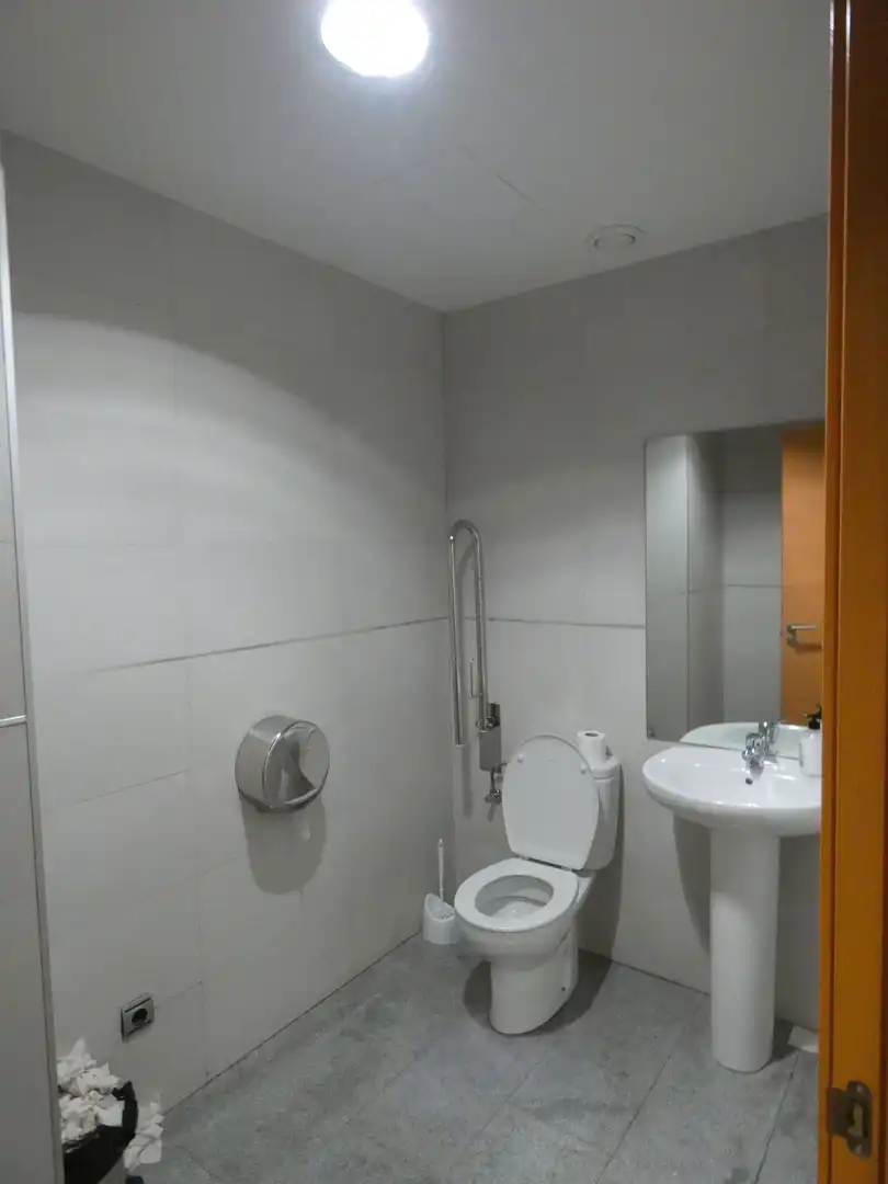 Ufficio con ascensore in affitto a Calle de San Blas Kalea 34, imagen 13