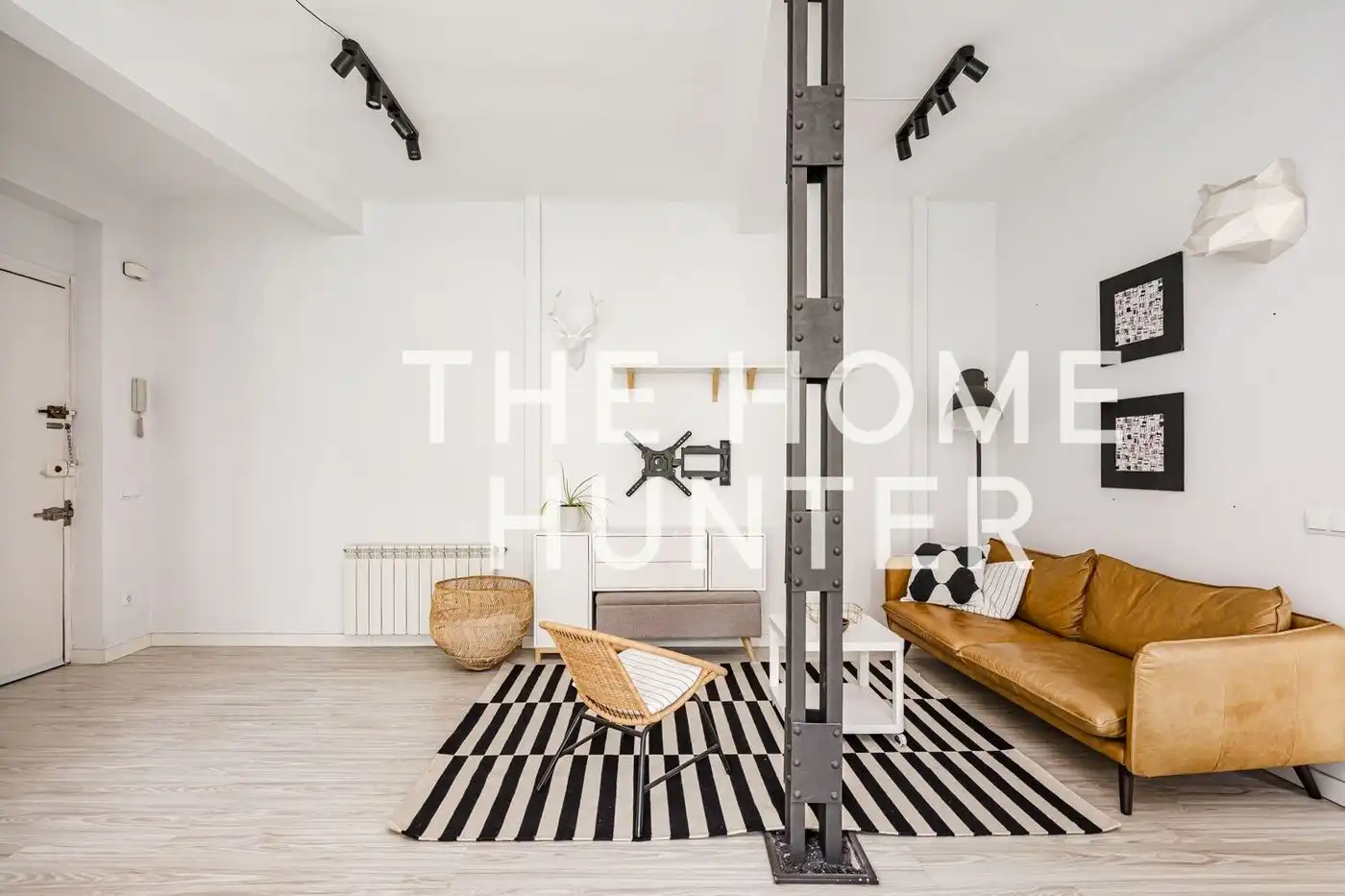 Living room of Flat for rent in Madrid  with Air Conditioner, Heating and Furnished