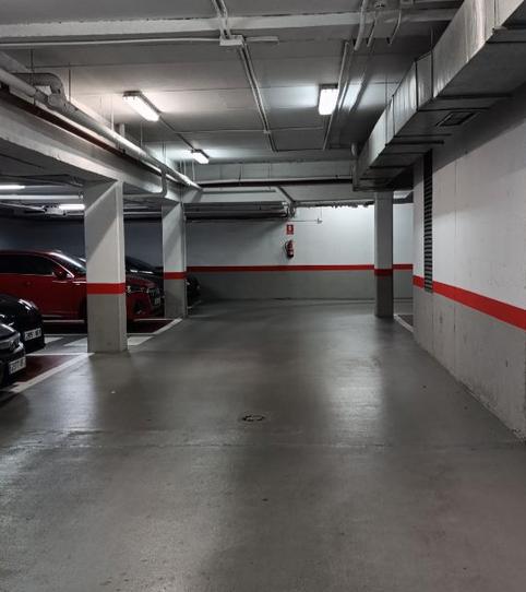 Photo 2 of Garage to rent in Calle Antonio Van de Pere, 21, Hospital, Valdemoro