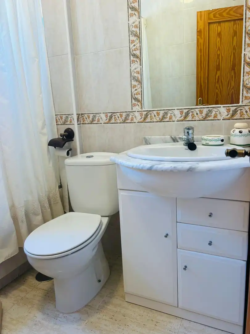 Badezimmer von Einfamilien-Reihenhaus zum Verkauf in San Javier mit Klimaanlage, Terrasse und Möbliert