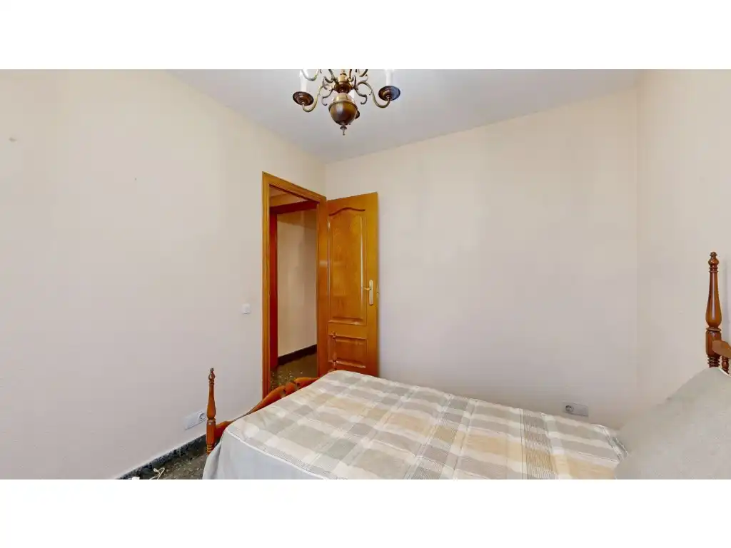 Flat for sale in Exposició