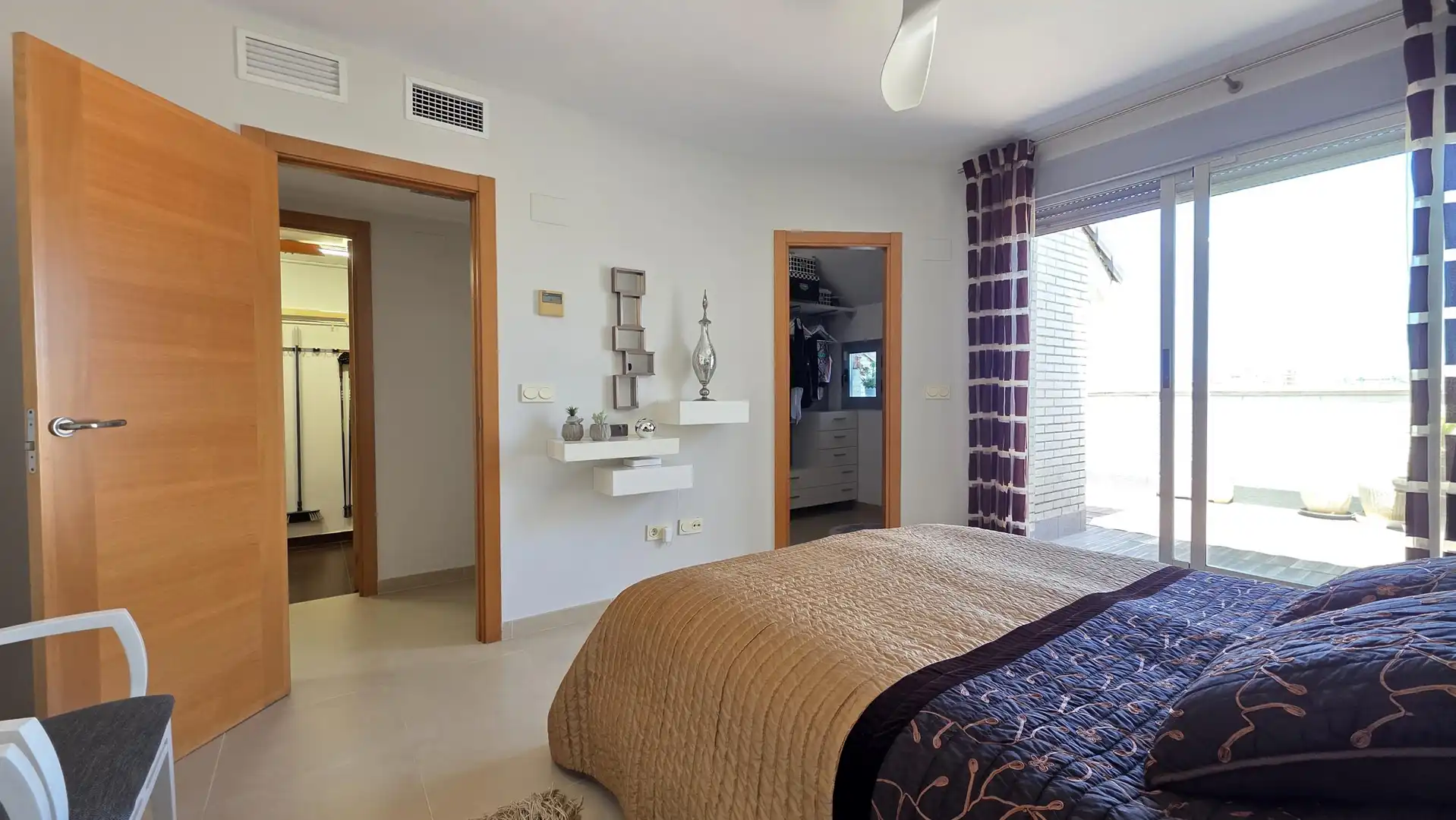 Habitación de Ático en venta en Gandia con Aire acondicionado, Calefacción y Terraza