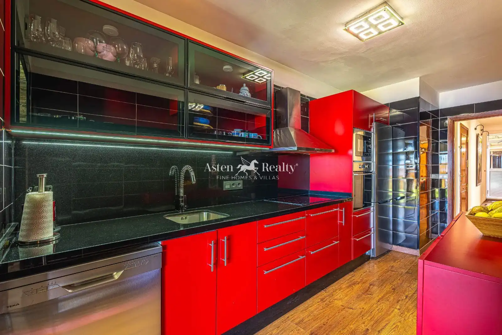 Kitchen of Apartments for sale in El Rosario  with Terrace and Storage room