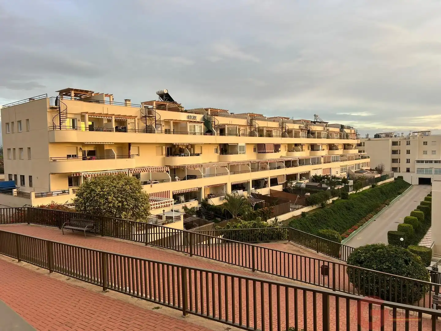 Vista exterior de Piso en venta en Rincón de la Victoria con Aire acondicionado, Terraza y Piscina comunitaria