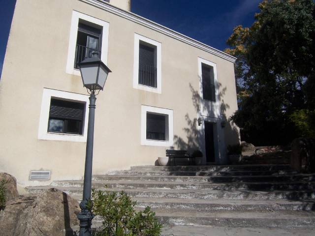 Casa-chalet en Alquiler en Los Robles