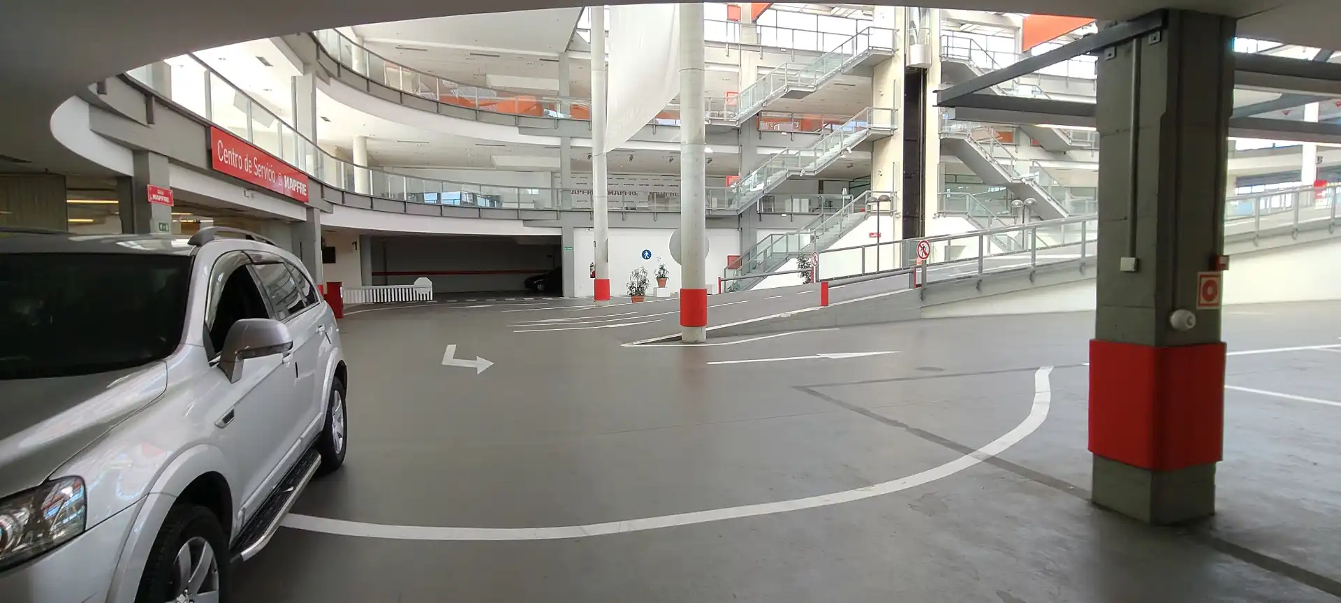 Nave industrial con ascensore in vendita a Avenida de Zaragoza, imagen 4