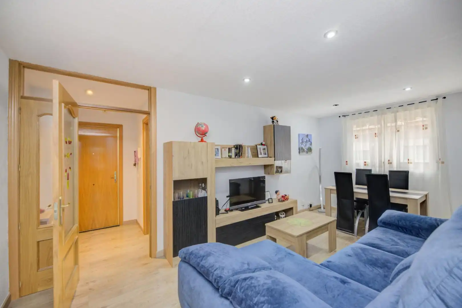 Sala de estar de Piso en venta en Mejorada del Campo con Trastero y Amueblado