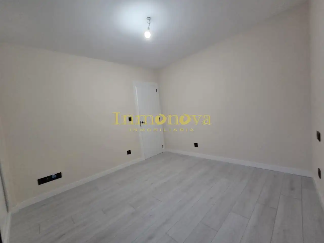 Flat for sale in Ribeira  with Heating