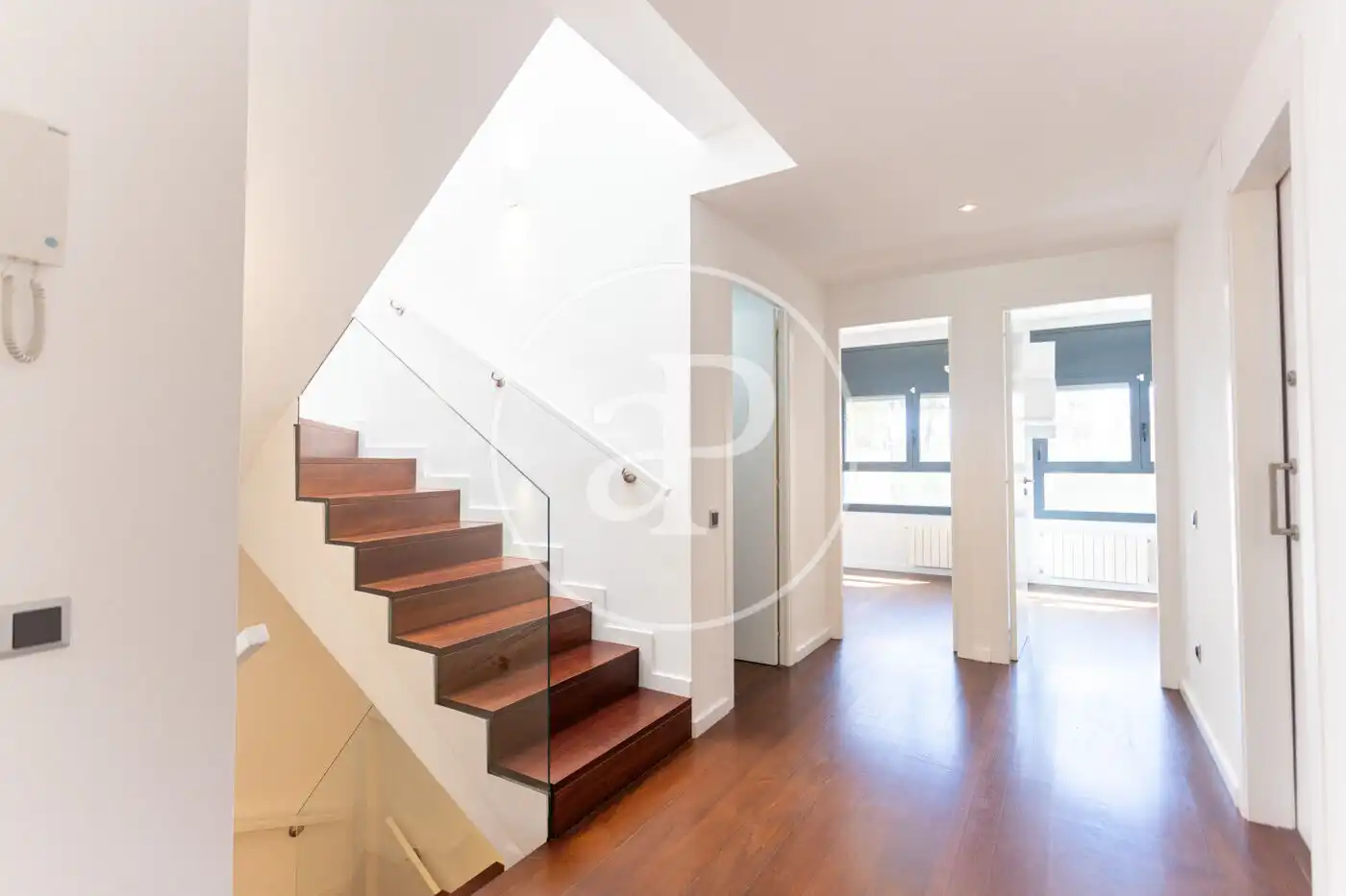 Detached homes for rent in Barcelona  with Air Conditioner, Heating and Private garden