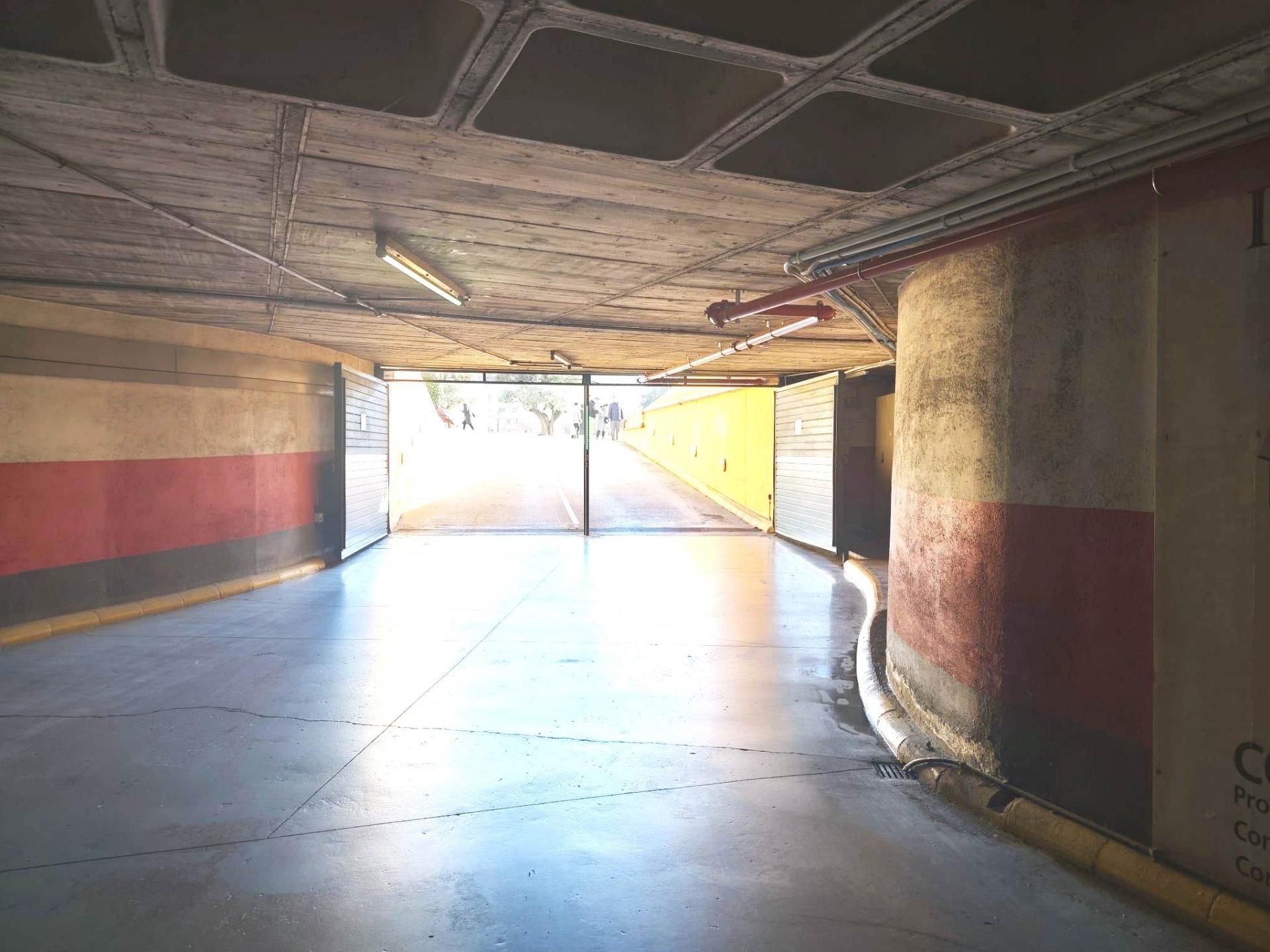 Parking de Garaje en venta en Badalona