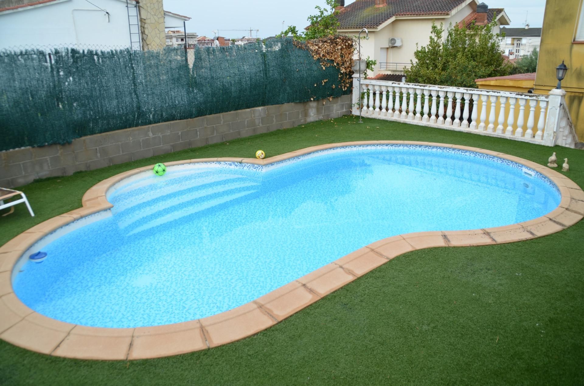 Piscina de Casa o chalet en venta en Cunit con Calefacción, Jardín privado y Terraza