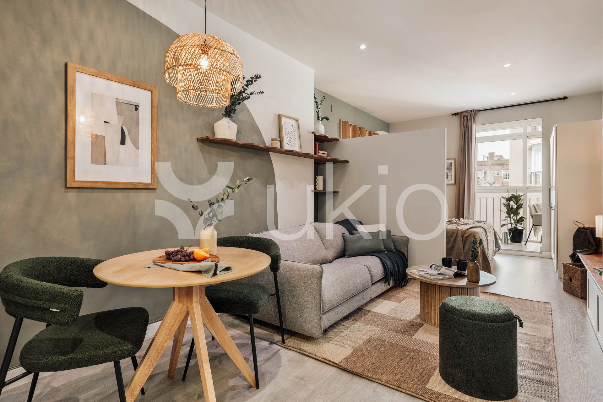 Living room of Study to rent in  Barcelona Capital  with Air Conditioner, Heating and Furnished