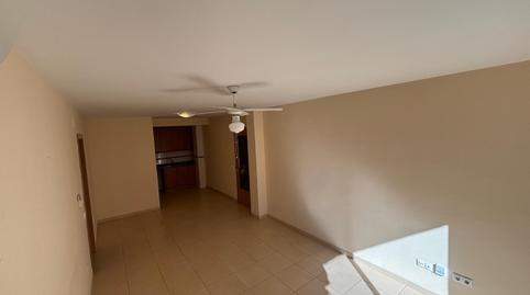 Foto 2 de Piso en venta en Carrer Serra D'or, 21, La Pobla de Mafumet, Tarragona