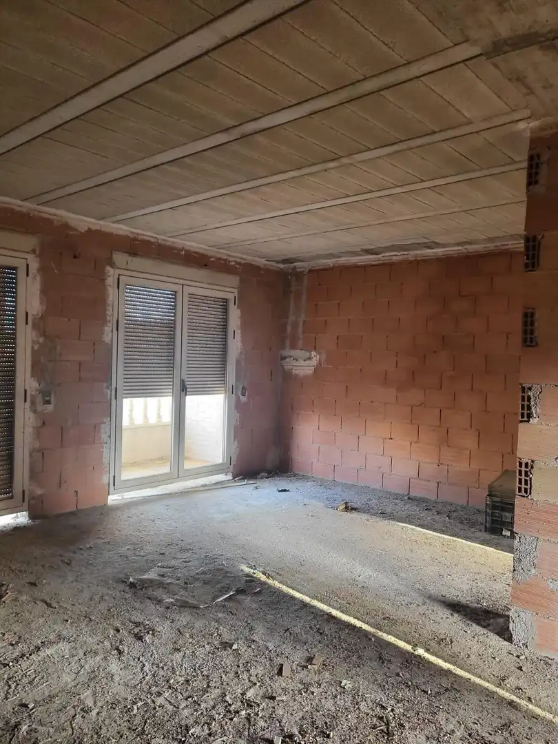 Flat for sale in Murcia  with Air Conditioner, Private garden and Storage room