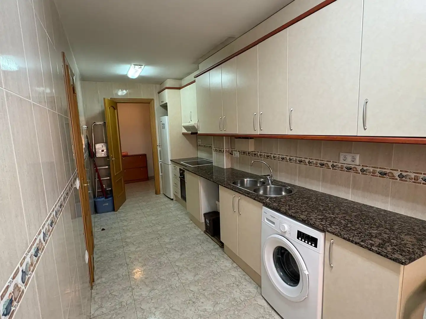 Cocina de Piso en venta en Solsona con Calefacción, Terraza y Horno