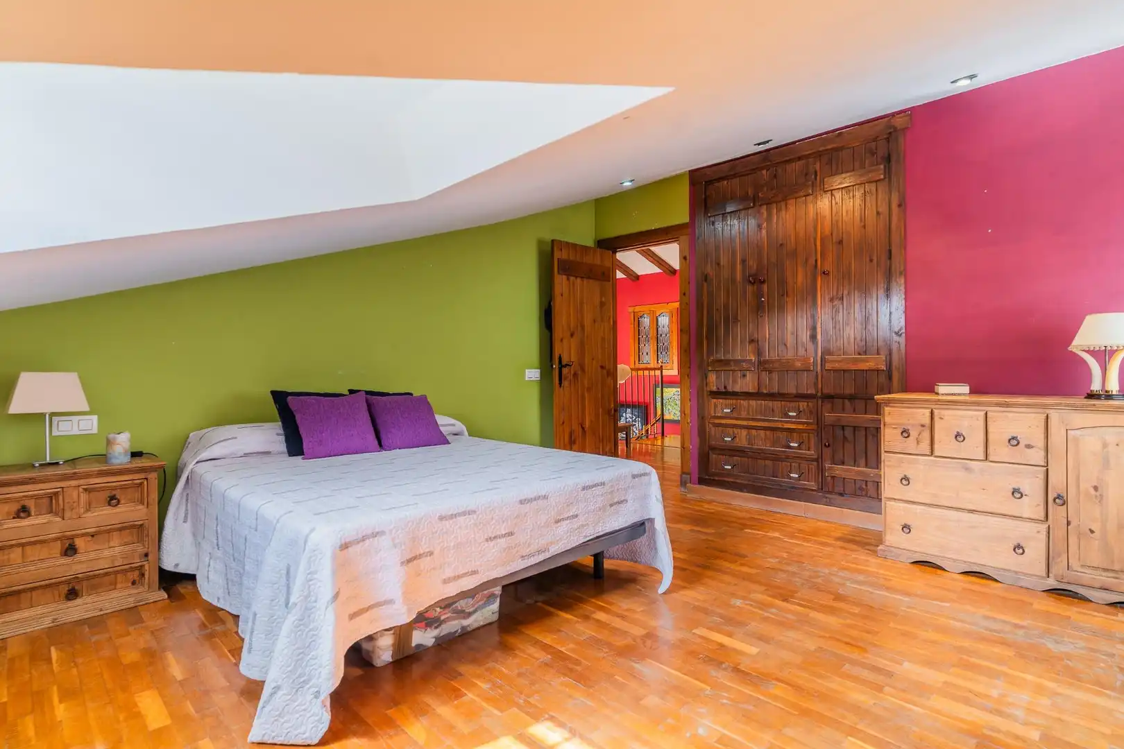 Habitación de Casa o chalet en venta en Chiclana de la Frontera con Jardín privado, Trastero y Piscina