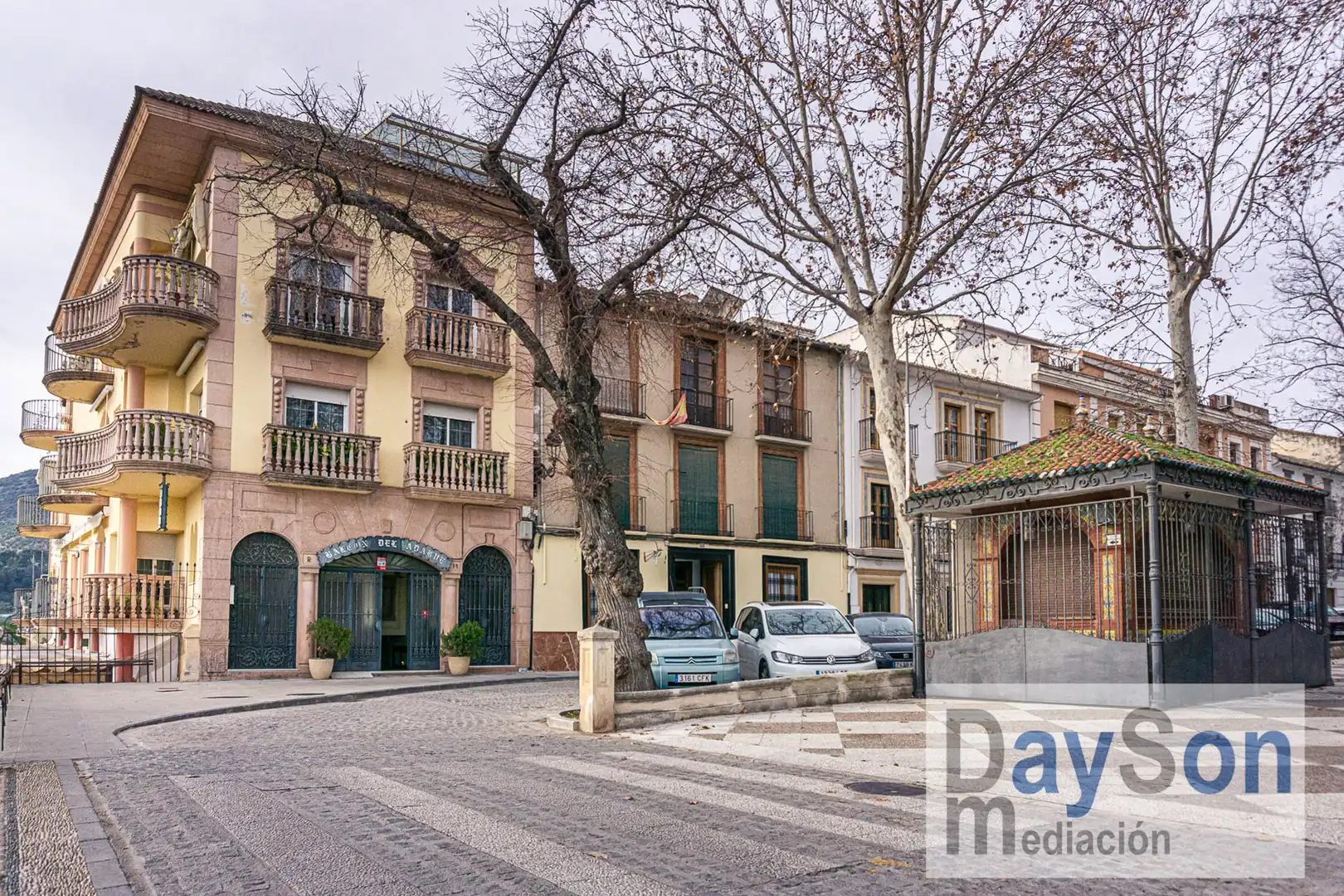 Local commercial à vendre à Paseo de Colombia 38