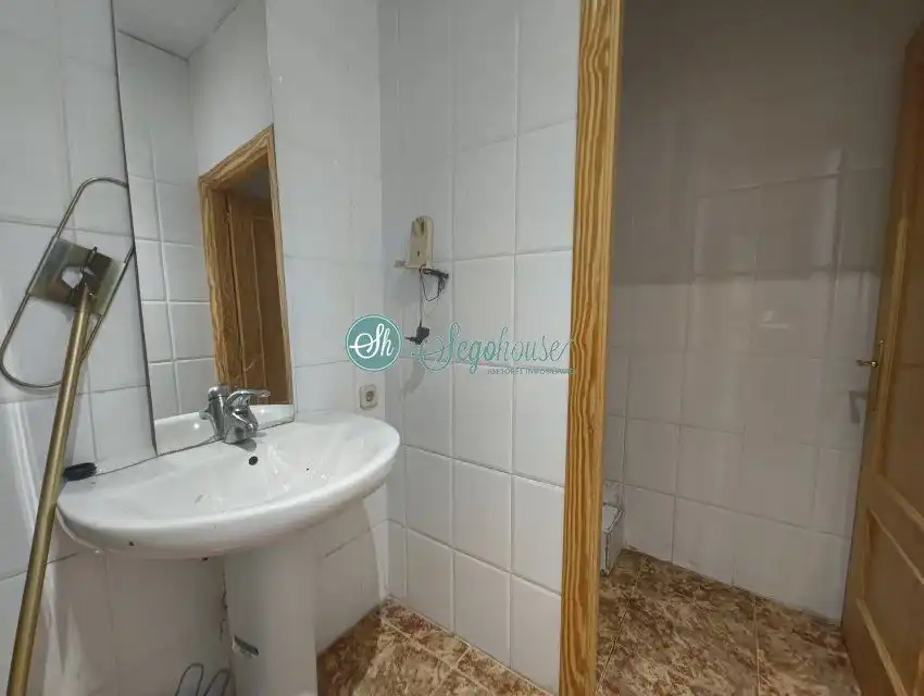 Business premises to rent in La Lastrilla, imagen 28