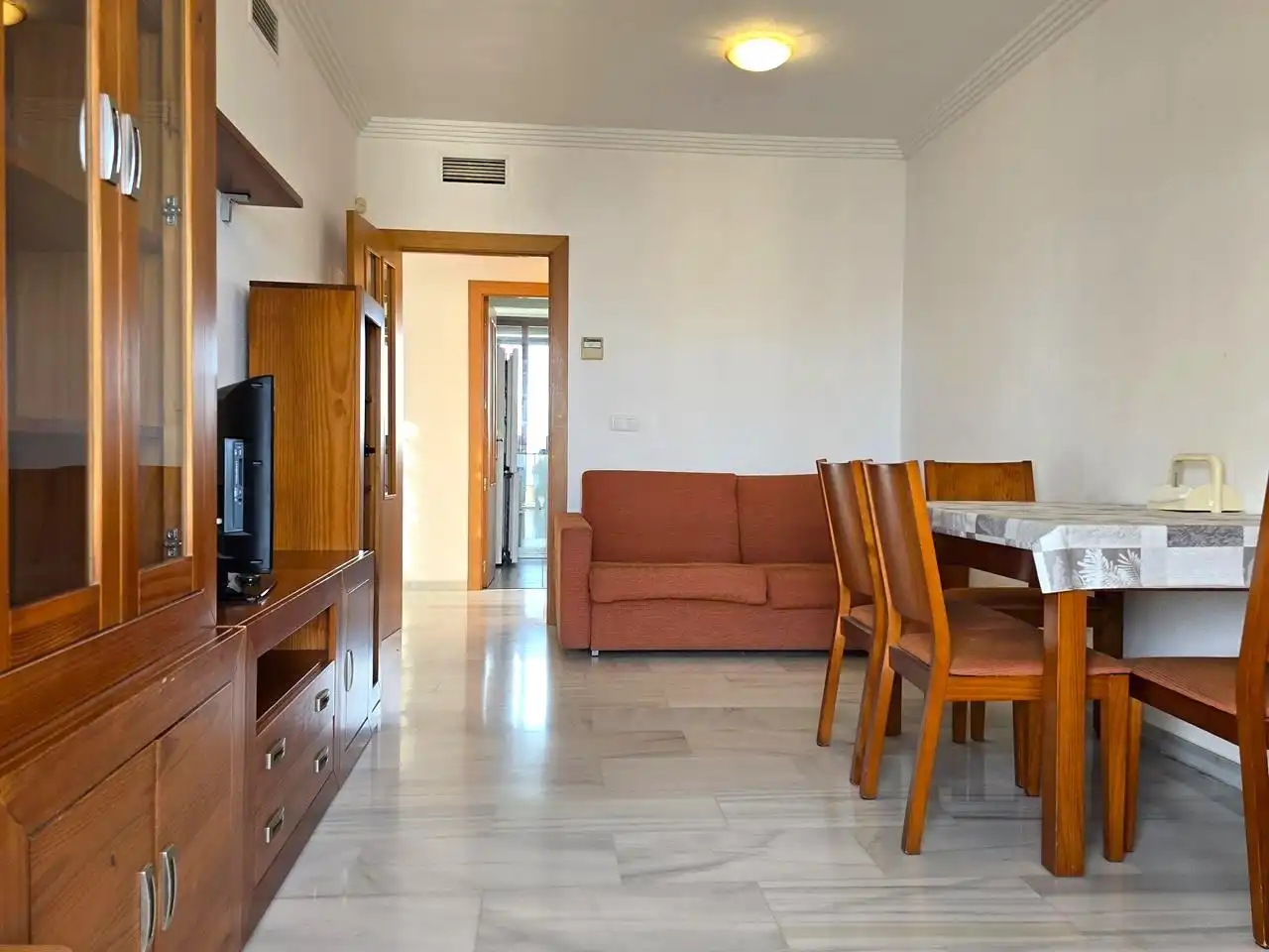 Flat for rent in Calle Presidente Adolfo Suárez, Via Parque