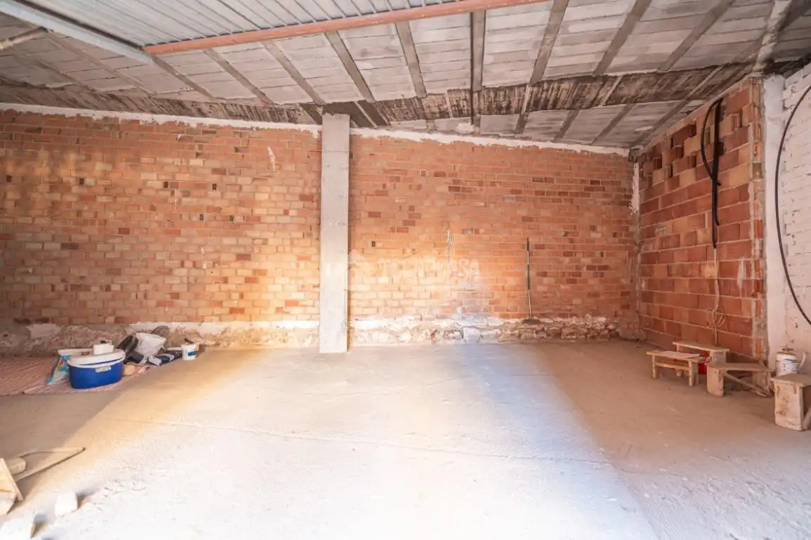 Local comercial en venta en Linarejos, imagen 7