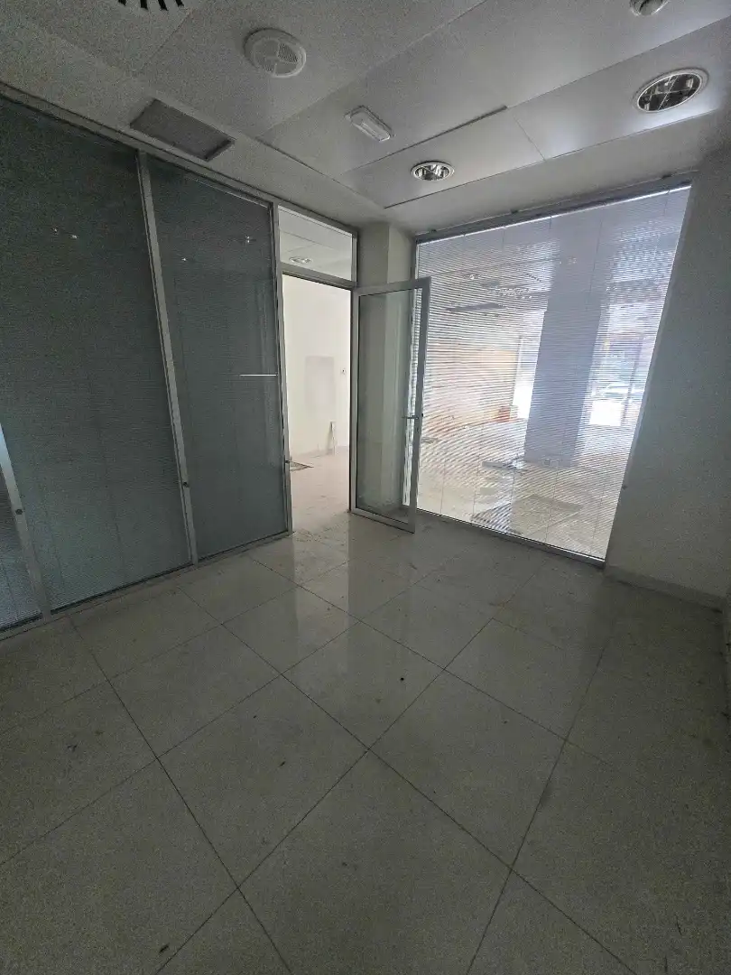 Local en venta en Coslada con Aire acondicionado