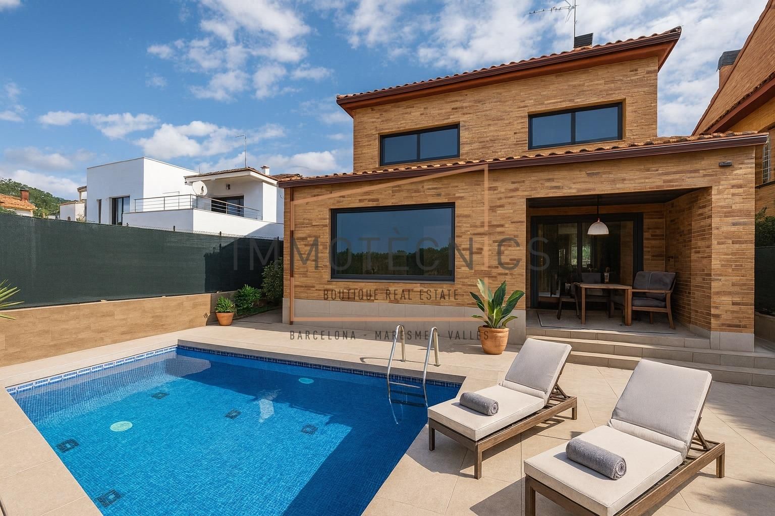 Vista exterior de Casa o chalet en venta en Pineda de Mar con Aire acondicionado, Jardín privado y Terraza